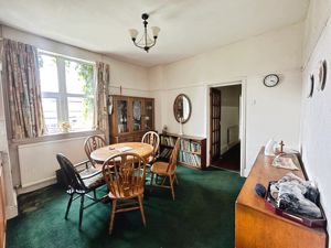 Dining Kitchen- click for photo gallery
